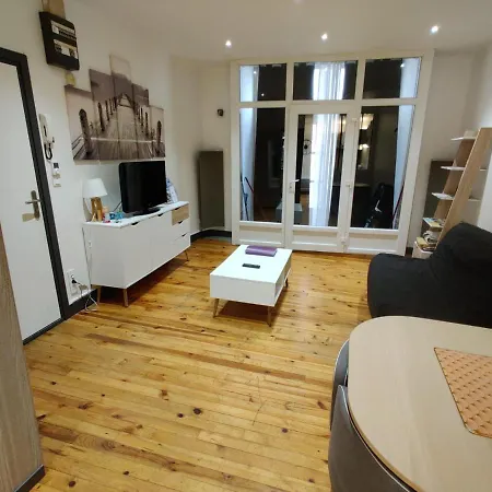 Studio Dans Centre Historique Le Puy-en-Velay Extérieur photo